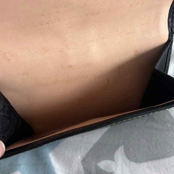 Coach - Picture 6 of 11